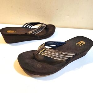 Mush Elegant Brown  Wedge Sandals Fits 9